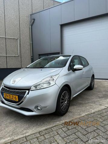 Peugeot 208 1.2 VTi Blue Lease Executive beschikbaar voor biedingen