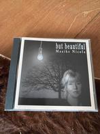 Maaike Nikola, Ophalen of Verzenden, Zo goed als nieuw