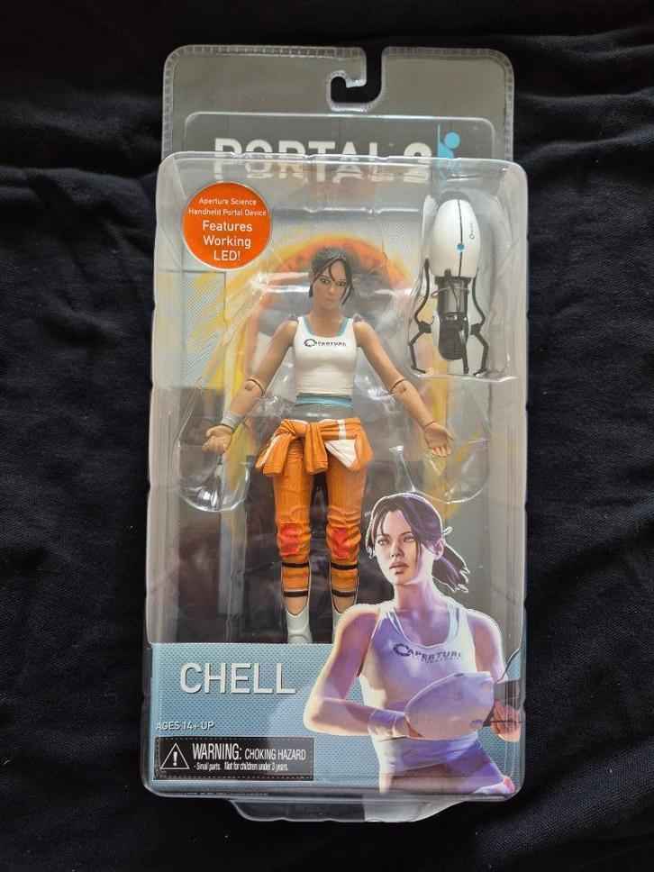 Neca Portal 2 Chell figuur, Verzamelen, Poppetjes en Figuurtjes, Nieuw, Verzenden
