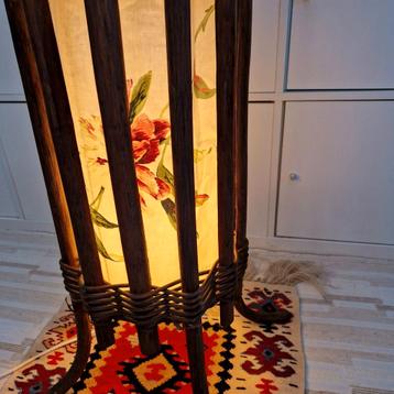 Vintage lamp manou bamboe rotan vloerlamp