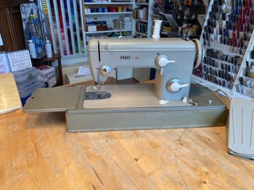 Pfaff 260 - semi industrie naaimachine, Hobby en Vrije tijd, Naaimachines en Toebehoren, Gebruikt, Naaimachine, Pfaff, Industrieel