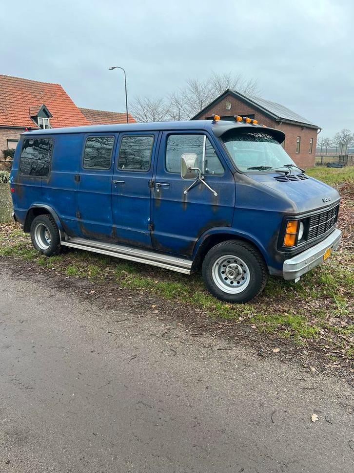 Dodge B200 VAN 1980 V8, Auto's, Dodge, Overige modellen, Benzine, Stationwagon, Automaat, Geïmporteerd, Overige kleuren, Ophalen