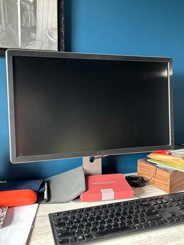 2 maal Dell P2414HB 24 inch Monitor beschikbaar voor biedingen