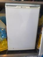 Vriezer tafelmodel White knight, Ophalen, Minder dan 85 cm, Minder dan 60 cm, Zo goed als nieuw