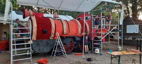 Bloemencorso wagen praalwagen carnaval trein stoomlocomotief, Hobby en Vrije tijd, Feestartikelen, Gebruikt, Carnaval, Ophalen of Verzenden