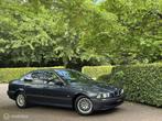 BMW 5-serie 530i Edition - Youngtimer - Leder - NAP - Stoelv, Auto's, BMW, Automaat, Achterwielaandrijving, Gebruikt, Blauw