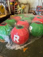 12 bollen voor loopgroep Carnaval / optocht, Ophalen, Zo goed als nieuw