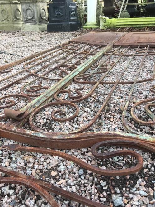 Unieke hoge 19de eeuwse smeedijzeren tuinpoort, Tuin en Terras, Tuinpoorten, Draaipoort, IJzer, 200 cm of meer, 100 tot 150 cm