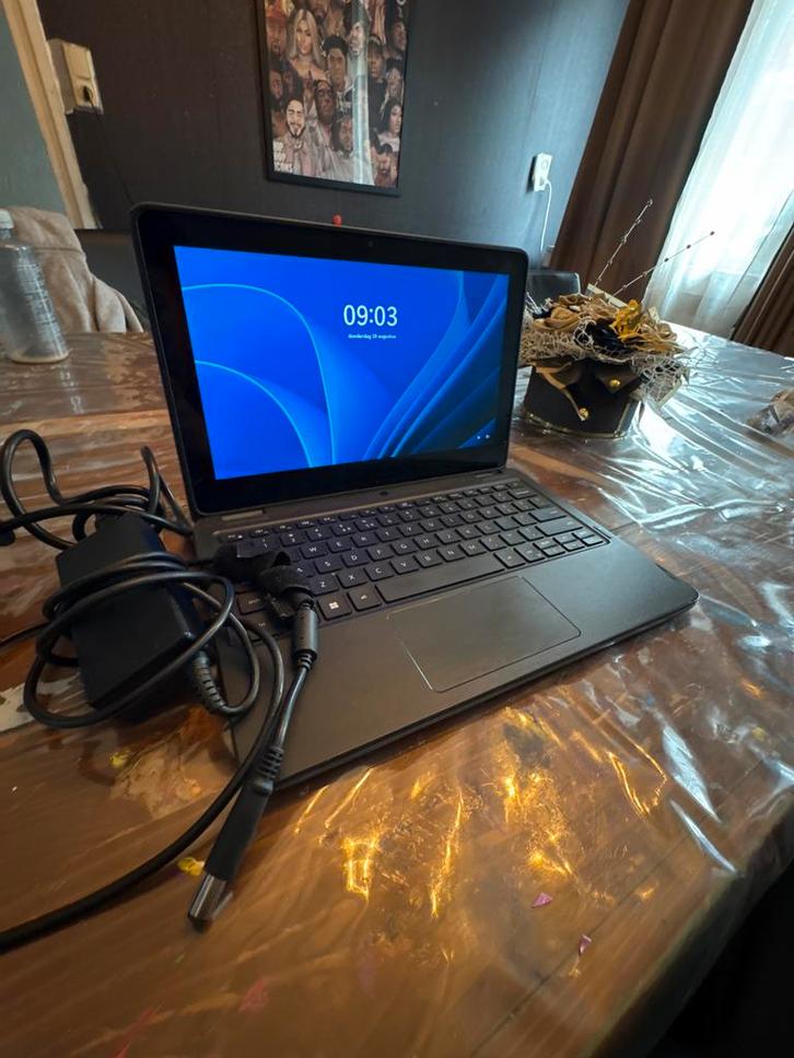 Dell Laptop - Ideaal voor School, Computers en Software, Windows Laptops, Gebruikt, 12 inch, SSD, Onbekend, 4 GB, Qwerty, Met touchscreen