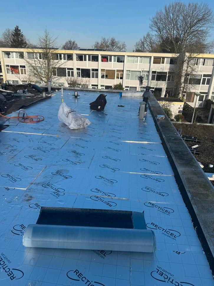 Dakdekker voor Platte en Schuine Daken | Gratis Offerte, Doe-het-zelf en Verbouw, Dakpannen en Dakbedekking, Nieuw, Dakleer, Overige materialen