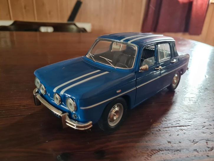 1:18 Renault 8 Gordini uit 1967 Blauw Solido, Hobby en Vrije tijd, Modelauto's | 1:18, Zo goed als nieuw, Auto, Solido, Ophalen of Verzenden