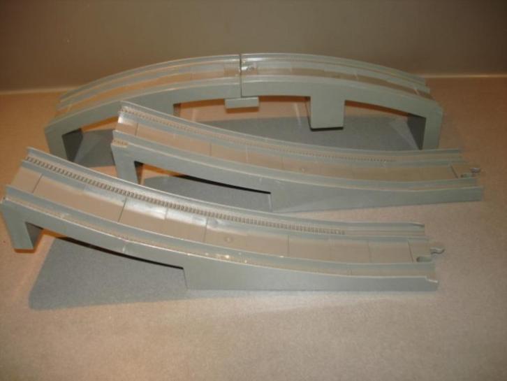 duplo 4 brugdelen, Kinderen en Baby's, Speelgoed | Duplo en Lego, Zo goed als nieuw, Duplo, Complete set, Ophalen of Verzenden