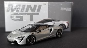 Mc Laren Artura 1:64 3inch MiniGT Pol beschikbaar voor biedingen