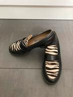 Kenneth Cole Reaction loafers met zebraprint. Mt 7,5/38, Kleding | Dames, Schoenen, Kenneth Cole, Ophalen of Verzenden, Gedragen