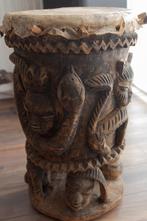 Grote oude Afrikaanse drum / trommel, Ophalen