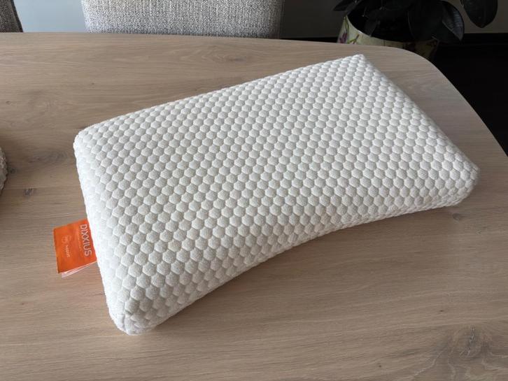 Steady is One Hoofdkussen van Dixxius, Huis en Inrichting, Slaapkamer | Beddengoed, Zo goed als nieuw, Kussen, Eenpersoons, Wit