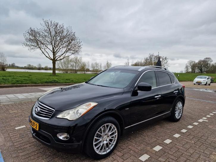 Infiniti ex 35 youngtimer!!, Auto's, Mercedes-Benz, Particulier, 4x4, ABS, Achteruitrijcamera, Adaptieve lichten, MPV, Automaat
