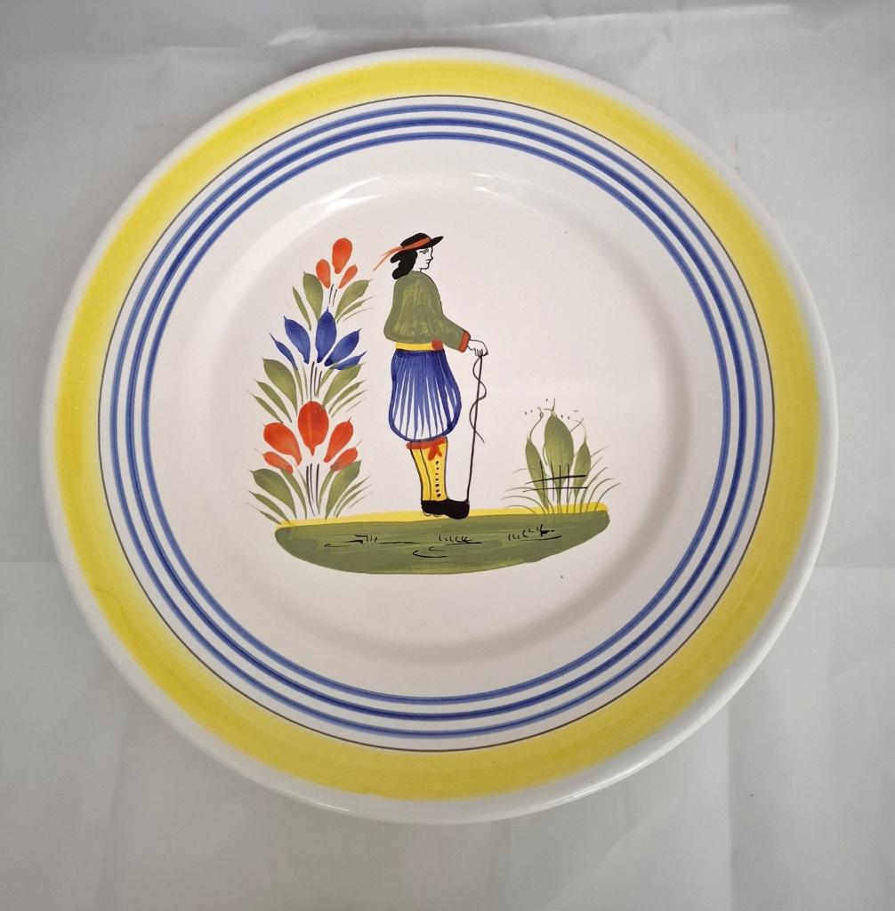 H.B. Henriot Quimper Jongen met zweep faience verzamelbord, Antiek en Kunst, Ophalen of Verzenden