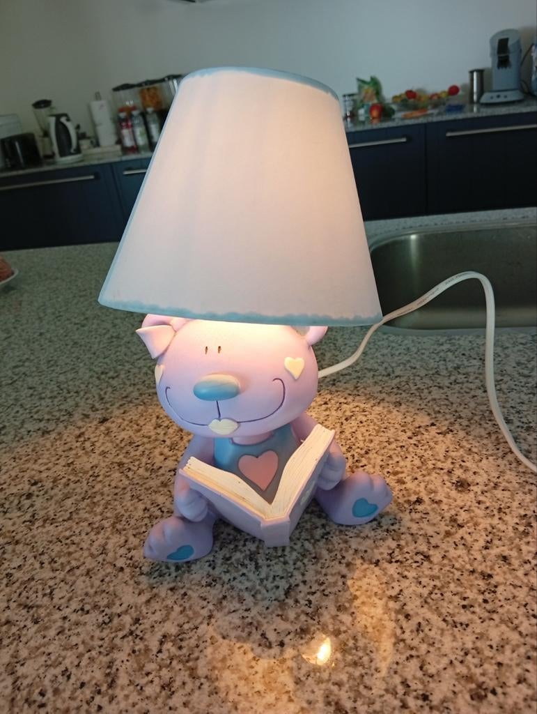 Schattig baby/kinderkamer lampje - Katje met boek, Ophalen of Verzenden, Gebruikt, Lamp