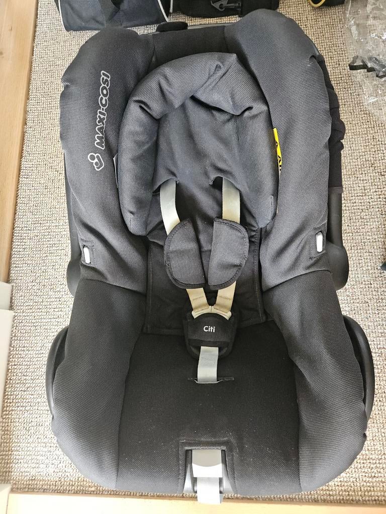 Maxi cosi citi, licht, met zonnekap en regenhoes, Ophalen, 0 t/m 13 kg, Maxi-Cosi, Autogordel