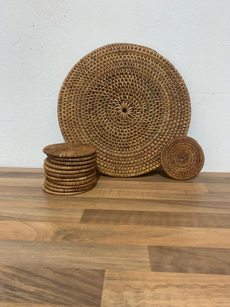 Rotan placemat met 12 onderzetters, ;, Gebruikt, Glas of Kopje, ;