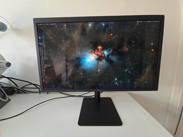 LG Ultrafine 5k beeldscherm, Computers en Software, Monitoren, Zo goed als nieuw, 60 Hz of minder, IPS, Overige resoluties, Ophalen