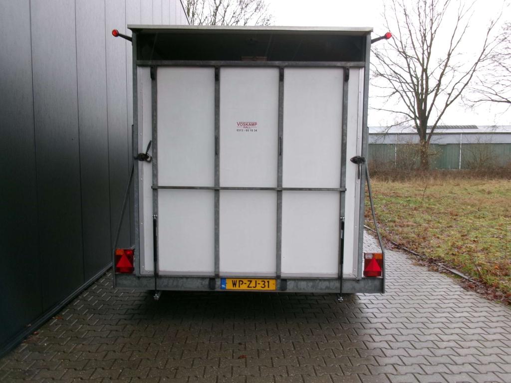 Ruime trailer. Diverse tussenschotten en inloop zadelkamer, Dieren en Toebehoren, Paarden en Pony's | Trailers en Aanhangwagens