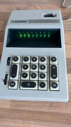getoonde Sanyo ICC-805 i vintage tafelrekenmac, Ophalen of Verzenden, Computers en Rekenmachines