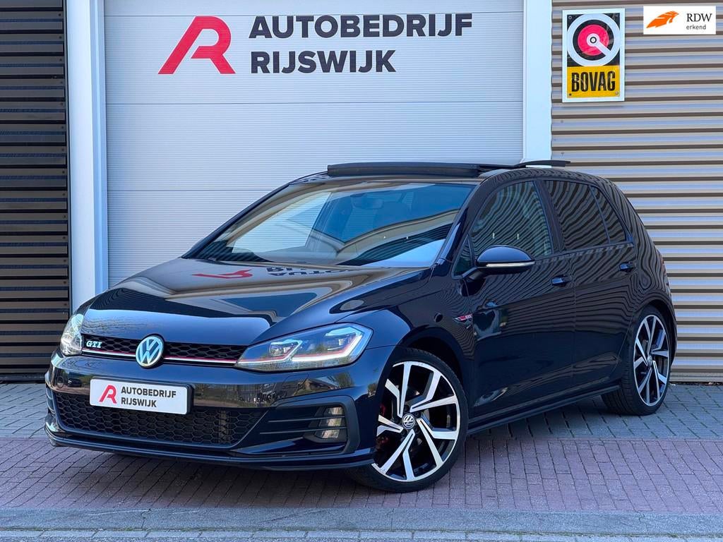 Volkswagen Golf 2.0 TSI GTI Performance Pano/Keyless/ACC, Gebruikt, Euro 6, 4 cilinders, Zwart