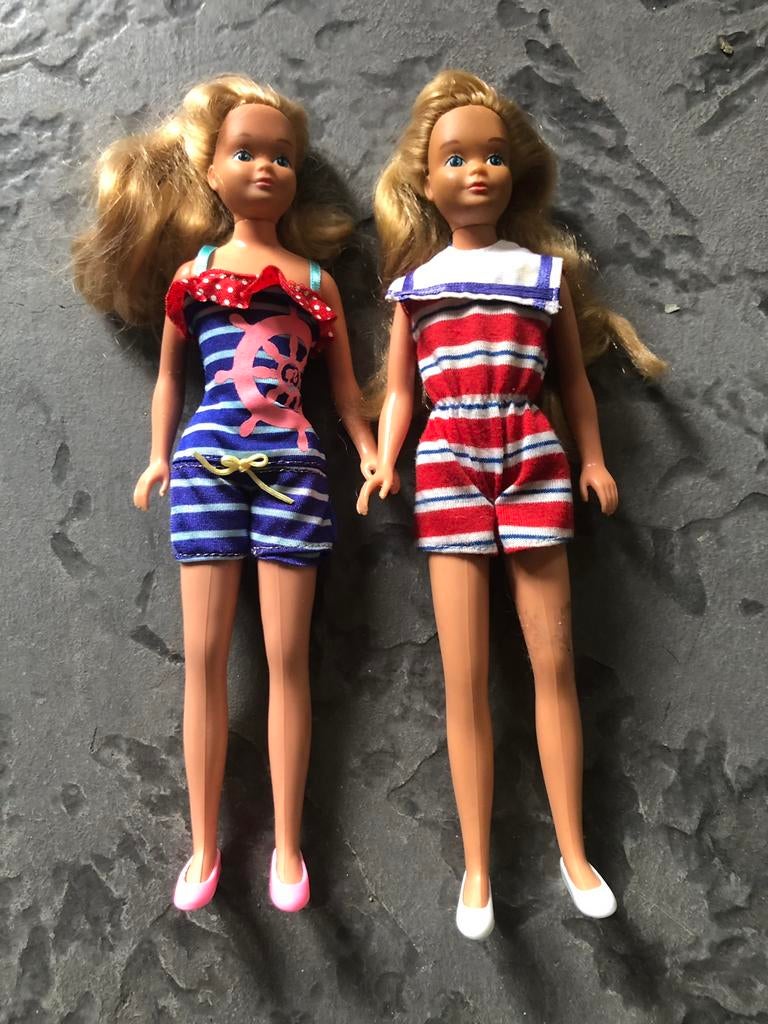Vintage skipper barbie mattel 1967 in beach/ sailor  outfit, Verzamelen, Poppen, Ophalen of Verzenden, Zo goed als nieuw, Fashion Doll