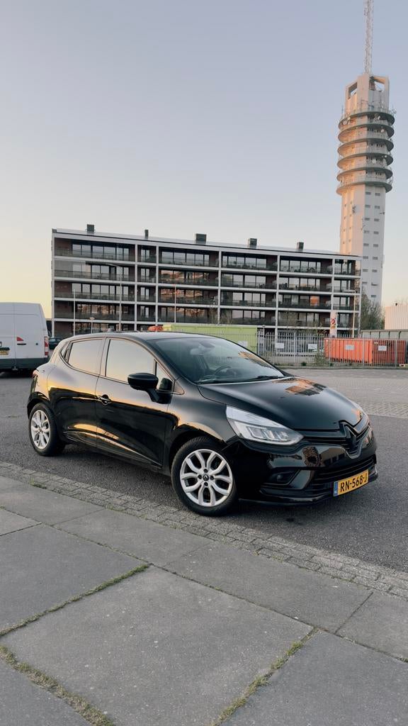 Renault Clio 0.9 TCe Intens 2018 Zwart Half Leer| Carplay, Voorwielaandrijving, Origineel Nederlands, Handgeschakeld, Particulier
