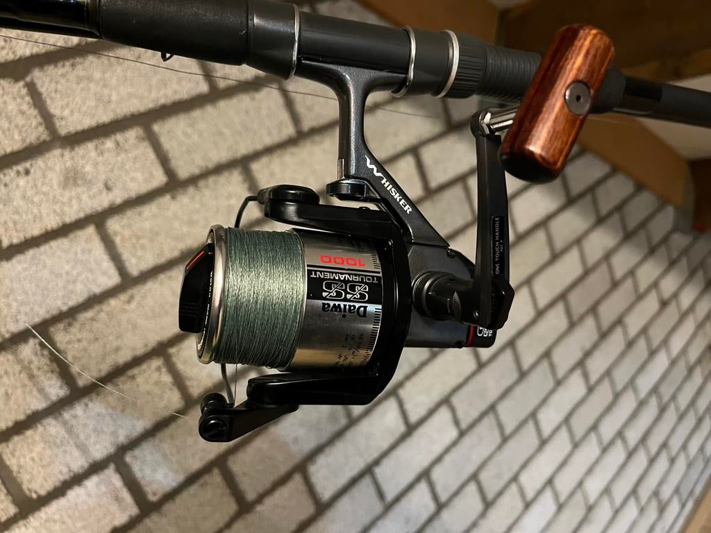 3x Daiwa SS1000 Tournament Whisker, Ophalen, Zo goed als nieuw, Molen