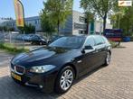 BMW 5-serie Touring 518d High Luxury - AUTOMAAT - EURO 6, Automaat, 2000 kg, Zwart, Diesel