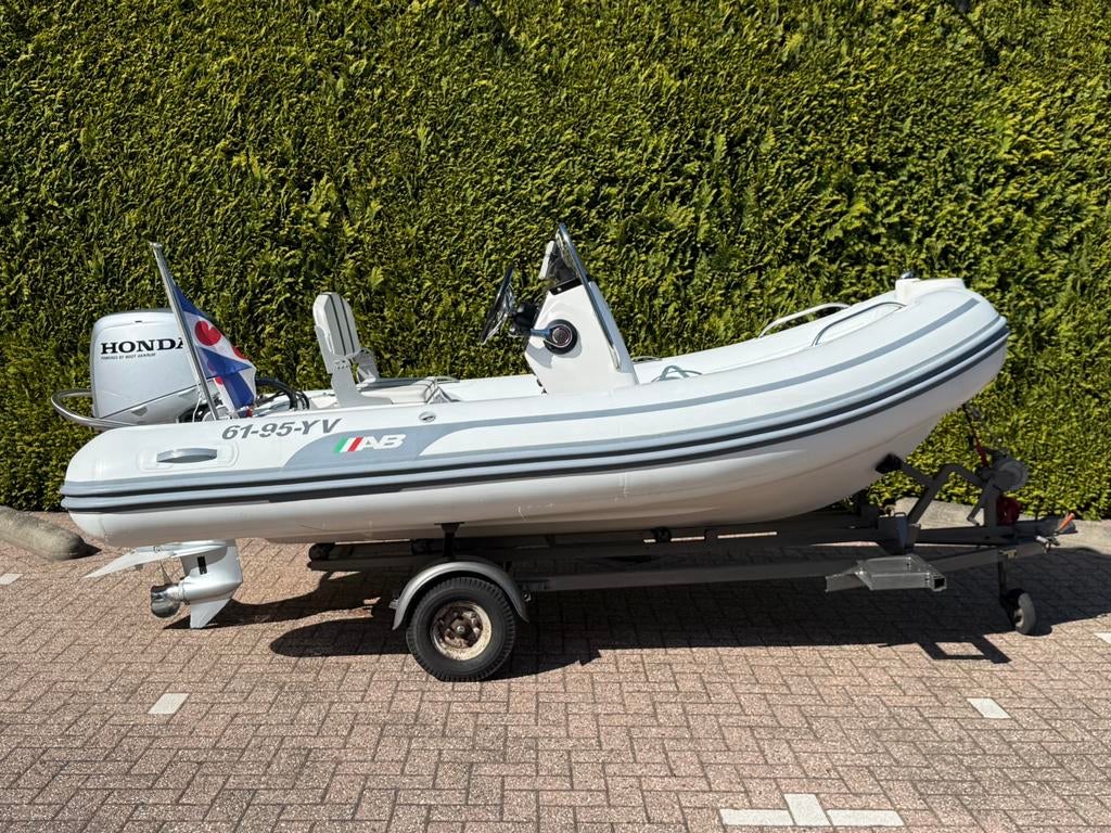 AB inflatables Oceanus 12 VST | Honda 50pk, Watersport en Boten, Rubberboten, Aluminium, Zo goed als nieuw, Benzine, Minder dan 70 pk