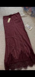 Paars satijnen rok met kant, Verzenden, Zo goed als nieuw, Paars, Overige typen