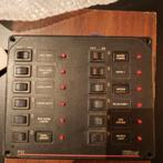 Vetus P12 Schakelpaneel 24V - 12 Schakelaars, Watersport en Boten, Bootonderdelen, Ophalen of Verzenden, Gebruikt, Elektra en Verlichting