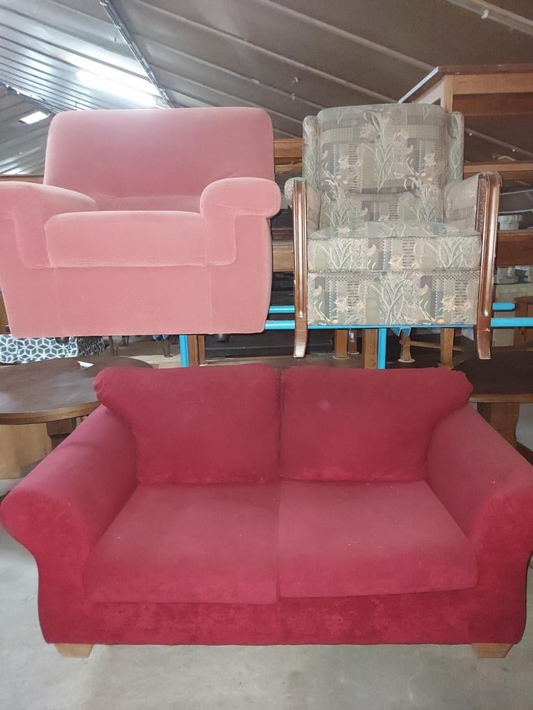 Trailer vol gebruikte bankstellen tweedehands banken export, Ophalen of Verzenden