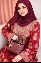 Luxe Abaya / Kaftan ( Mikhwar dubai ), Ophalen of Verzenden, Nieuw, Onder de knie