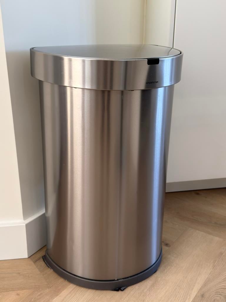 Simplehuman afvalbak met sensor halfrond RVS, Ophalen, 40 liter of meer, Zo goed als nieuw, Rvs