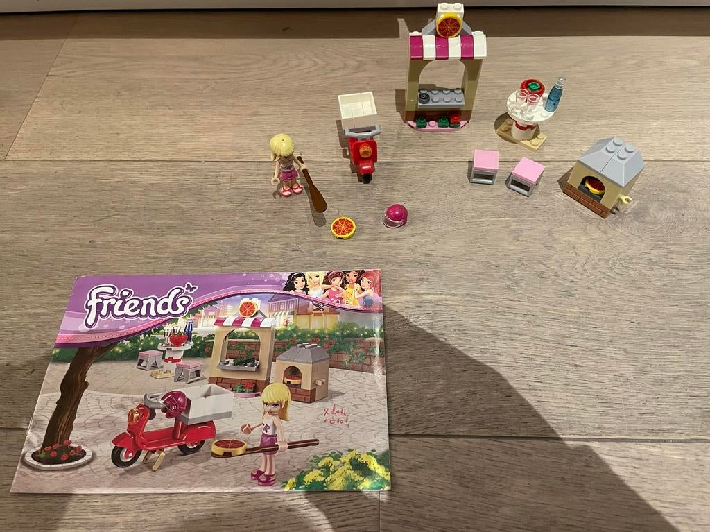 Lego Friends 41092 Stephanie's pizzeria incl boekje, Kinderen en Baby's, Speelgoed | Duplo en Lego, Ophalen of Verzenden, Zo goed als nieuw