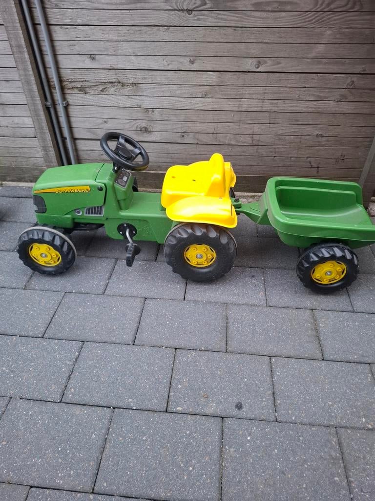 John Deere traptrekker met aanhanger, Ophalen, Gebruikt