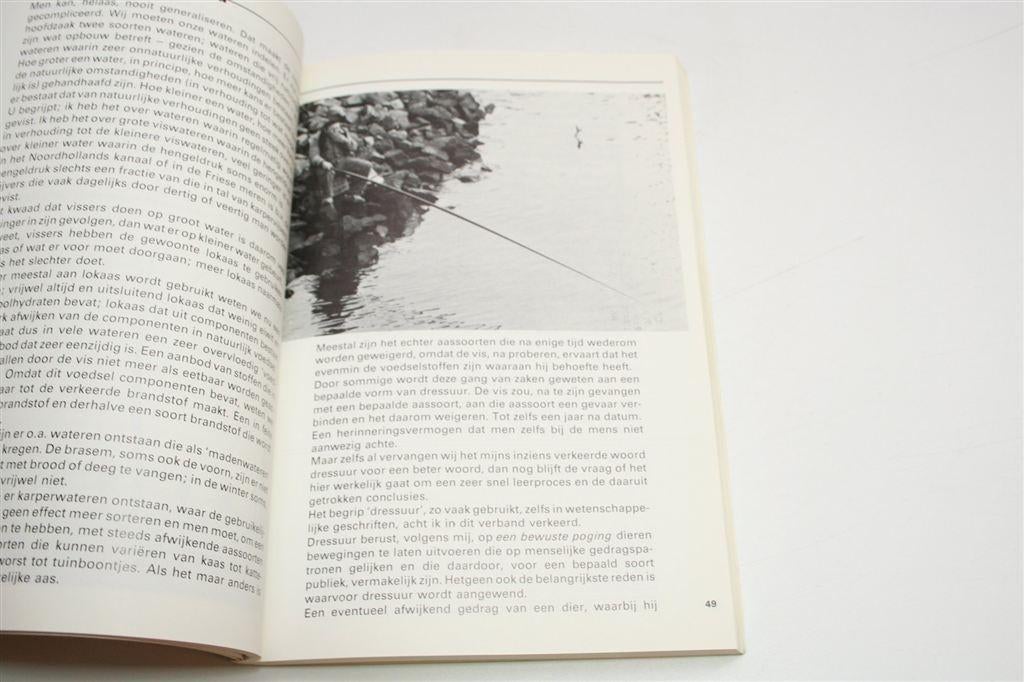 Aas & Lokaas van Jan Schreiner — Voor de Zoetwatervisser, Boeken, Ophalen of Verzenden, Gelezen, Watersport en Hengelsport