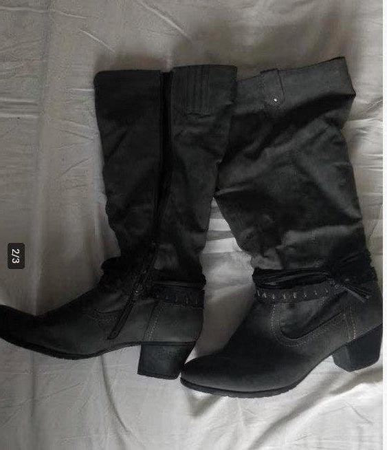 Hoge grijze laarzen maat 42, Hoge laarzen, Ophalen of Verzenden, Zo goed als nieuw, Grijs