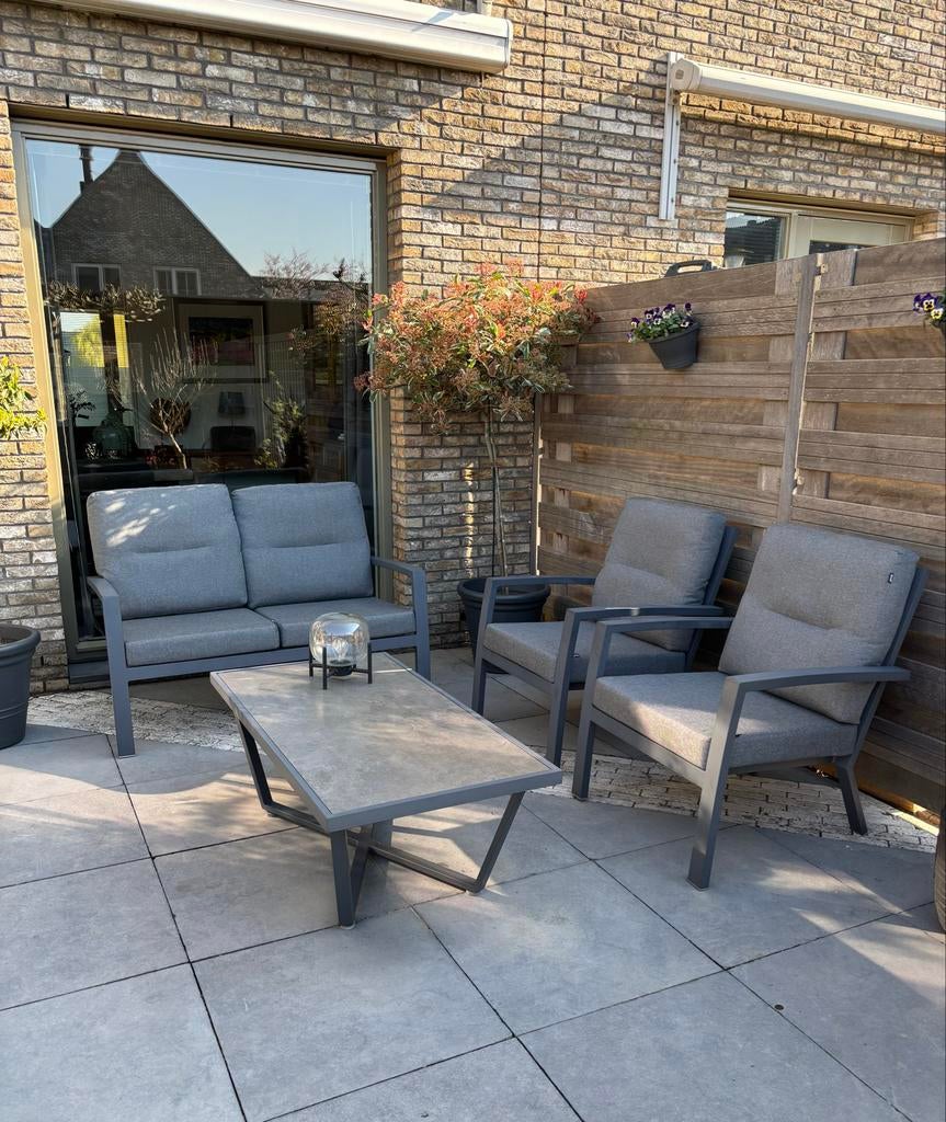 Hartman Loungeset inclusief Luxor salontafel, Ophalen, 4 zitplaatsen, Gebruikt, Aluminium