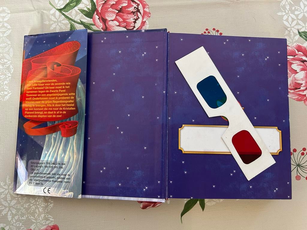 Geronimo Stilton Fantasia VII - Met 3D bril en geuren, Boeken, Ophalen of Verzenden, Zo goed als nieuw