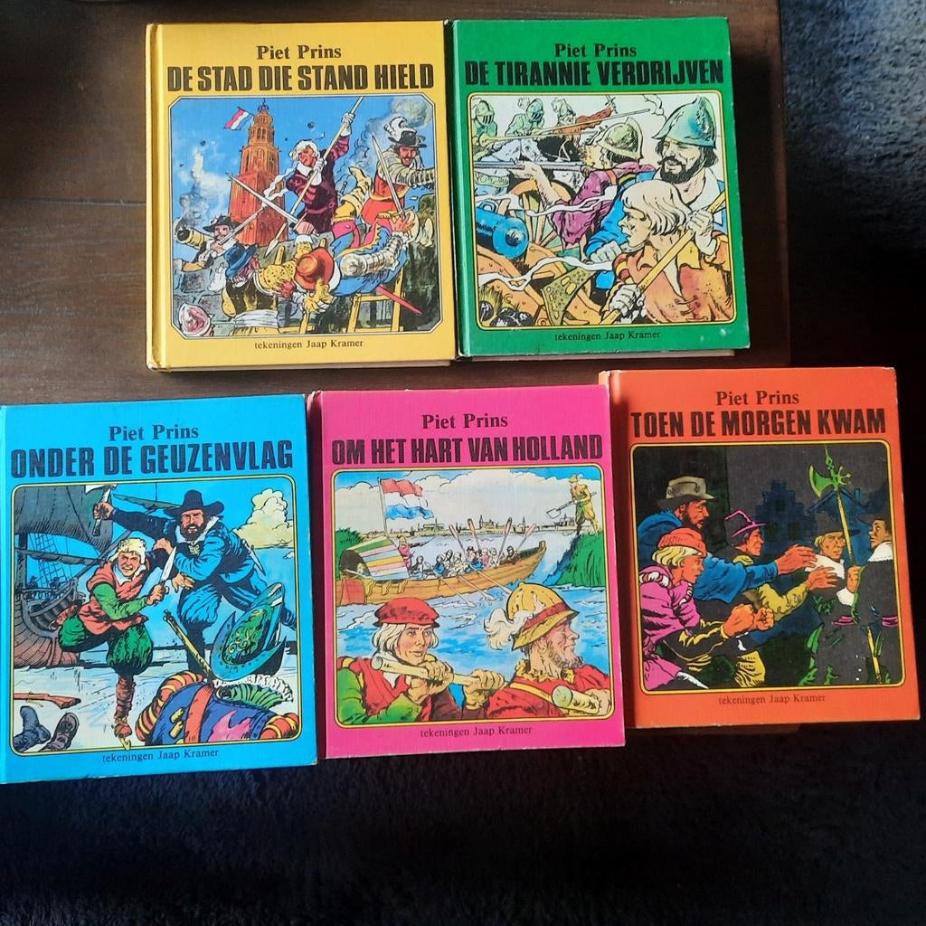 5x beeldverhaal Piet Prins over de 80 jarige oorlog., Ophalen of Verzenden, Gelezen