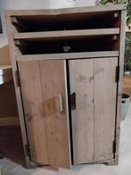 Steigerhouten kastje met deurtjes en open vakken, Ophalen, Gebruikt