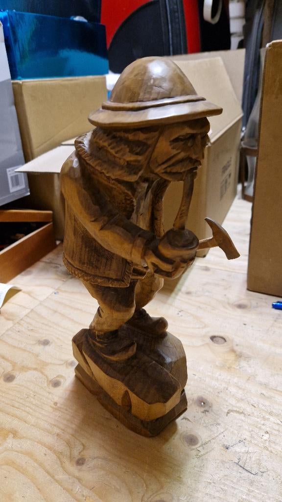 prachtig oud houten beeld [mijn] werker, Antiek en Kunst, Ophalen of Verzenden, Handgemaakt, 20 - 50 cm, Beeld
