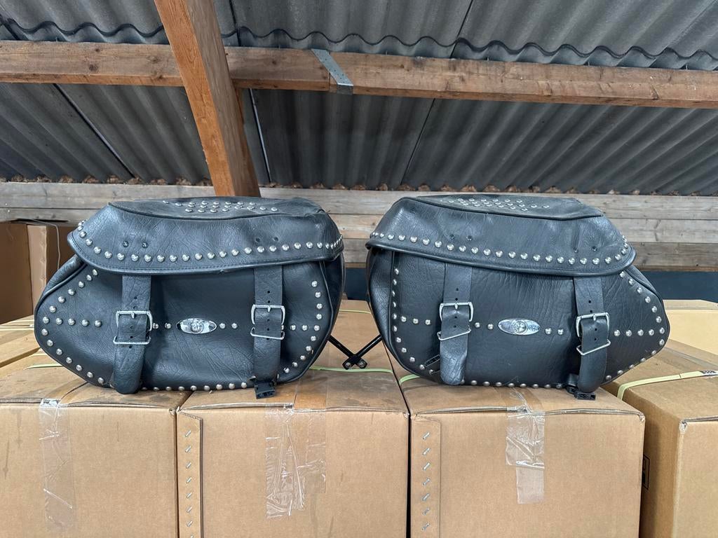 Harley-Davidson lederen zijtassen - nieuwstaat, Motoren, Accessoires | Koffers en Tassen, Ophalen of Verzenden, Zo goed als nieuw