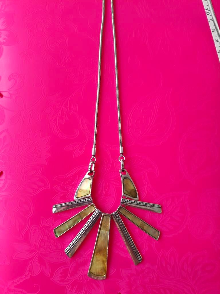 Aparte ketting ingelegd met parelmoer (alabone), Sieraden, Tassen en Uiterlijk, Kettingen, Ophalen of Verzenden, Zo goed als nieuw